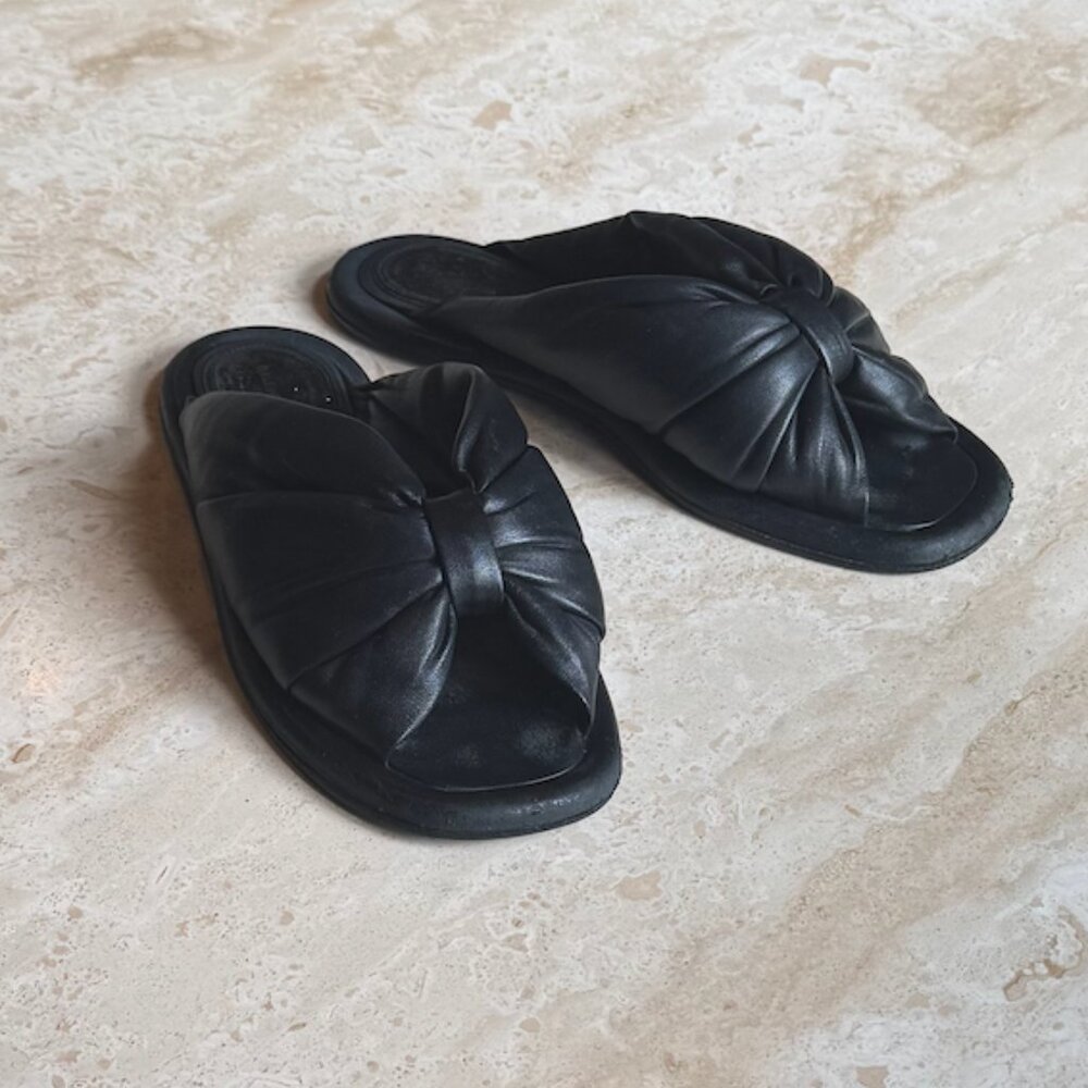 BALENCIAGA Lambskin Puffy Slide Sandals size 38.5